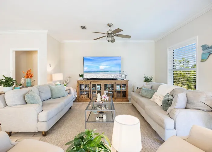 Villa Lost Key 6544 Carlinga Dr By Pkrm *